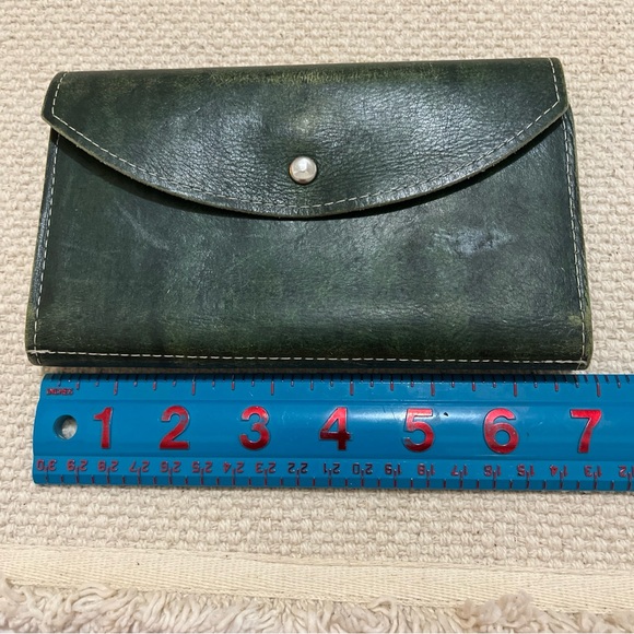 VTG Sandalwood Cowhide Brazil Tooled Green Leather Trifold Wallet-7x4 - Picture 1 of 10